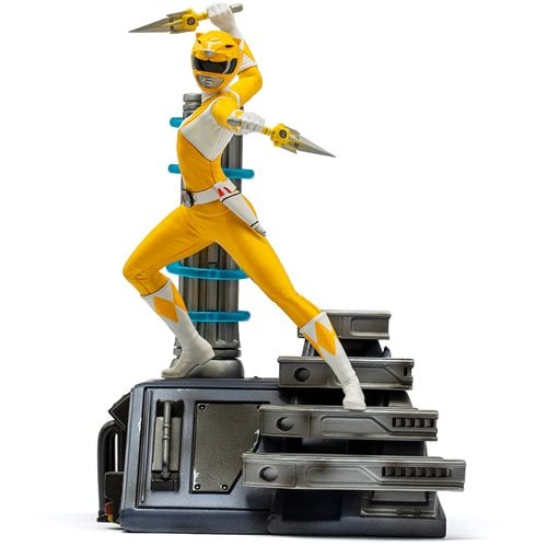 Power Rangers
Mighty Morphin Power Rangers Yellow Ranger BDS Art 1:10 Scale Statue